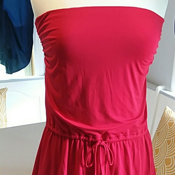 Tau lady in red Maxi dress draw string strapless - Picture 2 of 7